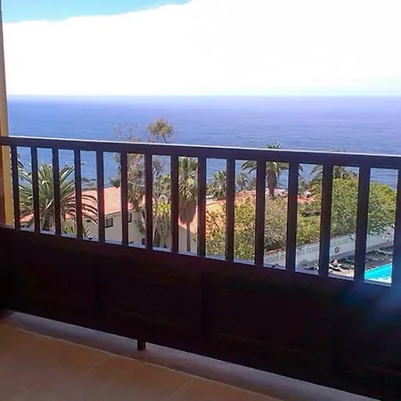 Bel Calme Vue Et Montagne *